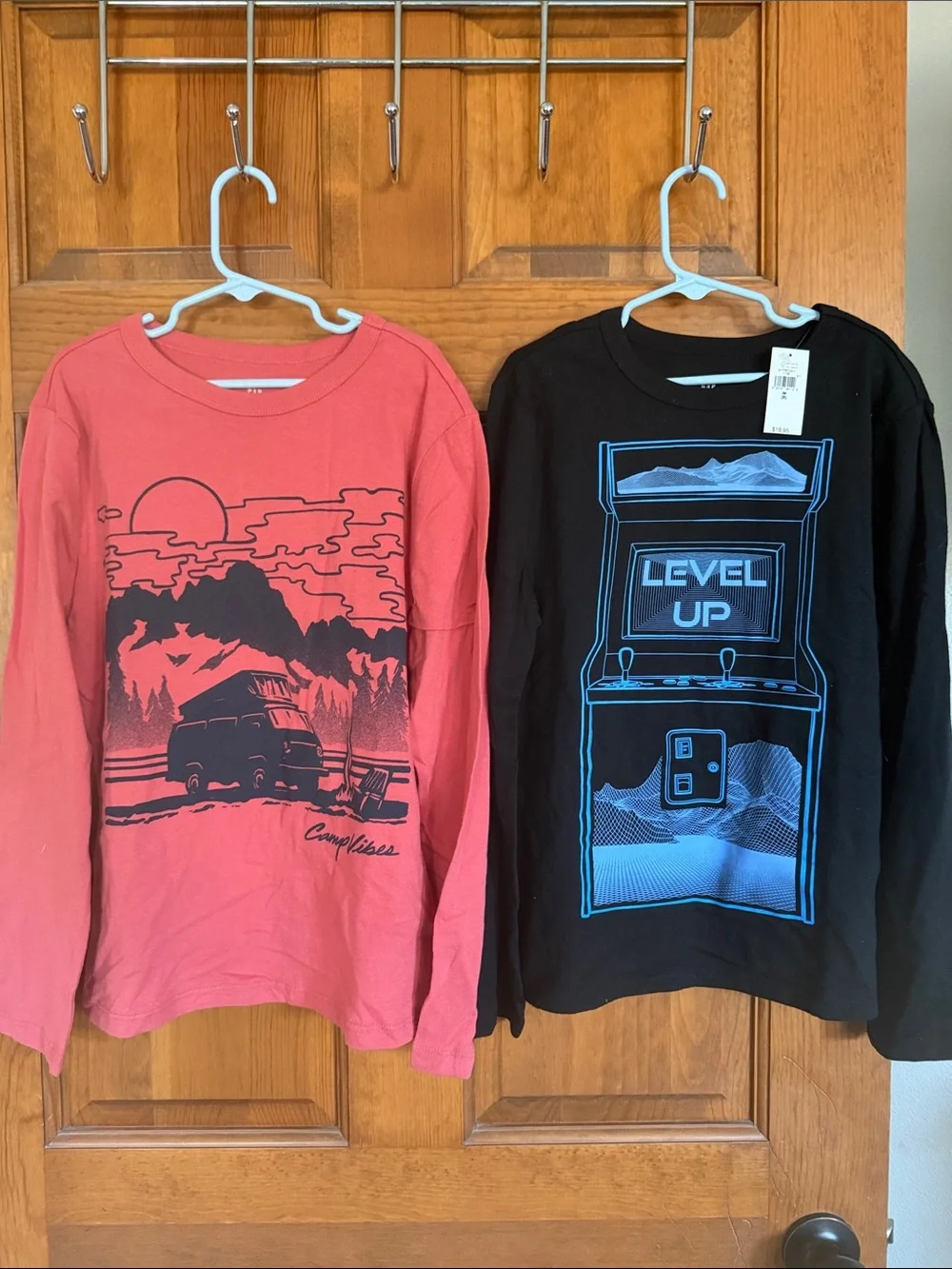 NWT Gap long sleeve graphic tees red and black, M/8
